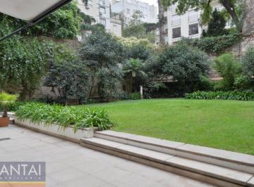 Departamento · 257m² · 5 Ambientes · 1 Cochera · Departamento - Recoleta