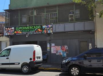 Local comercial de 7 ambientes, Parque Patricios · Supermercado Chino con Vivienda. Pb + 2pisos y Terraza