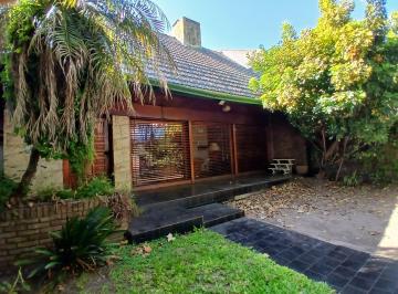 Casa de 5 ambientes, Esteban Echeverría · Chalet/casa a La Venta en Monte Grande Apta Credito