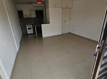 Departamento de 1 ambiente, Lanús · Hermoso Monoambiente Divisible con Balcón y Cochera