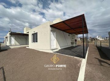 Casa · 70m² · 3 Ambientes · 1 Cochera · Casa Venta Villa Santa Cruz del Lago 2 Dorm a Estrenar
