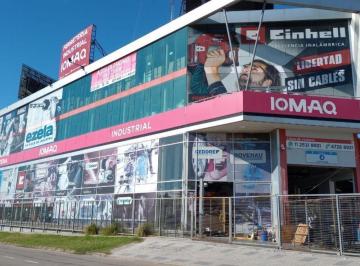 Oficina comercial · 1200m² · 5 Cocheras · Oficinas en Alquiler en Tigre