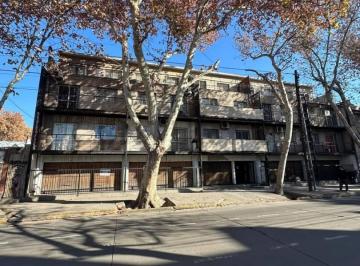 Departamento · 37m² · 2 Ambientes · 1 Cochera · Departamento Céntrico