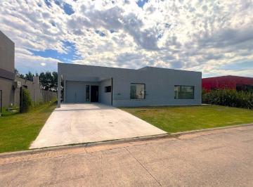 Casa · 177m² · 4 Ambientes · 1 Cochera · Venta Casa 4 Amb a Estrenar Country Tierra del Mar
