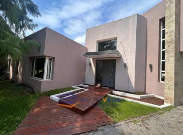 Casa · 450m² · 5 Ambientes · 2 Cocheras · Casa en Venta Y/o Alquiler en San Diego C. C