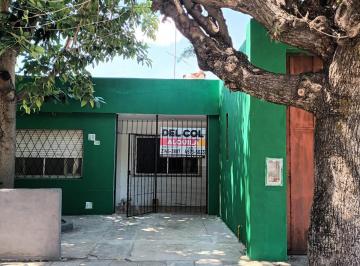 Casa · 3 Ambientes · Casa 3 Amb con Garage Para Varios Autos