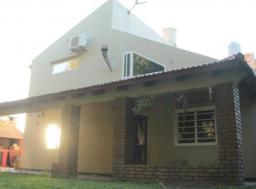Casa · 110m² · 4 Ambientes · Casa en Venta - 2 Dorm. 2 Baños - 600 m² - Abasto, La Plata