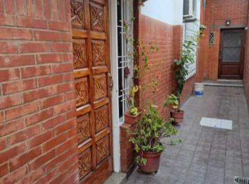 PH · 200m² · 6 Ambientes · PH en Floresta