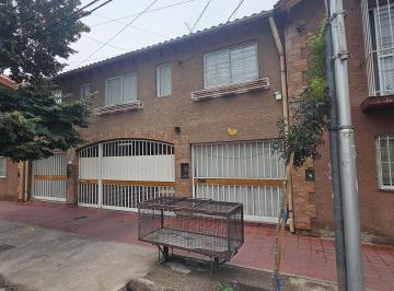 Casa de 7 ambientes, Ciudad de Mendoza · Videla Castillo/ Gobernador Gonzalez