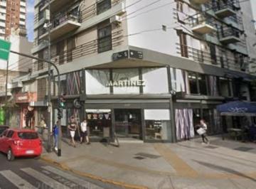 Local comercial · 400m² · Local en Esquina