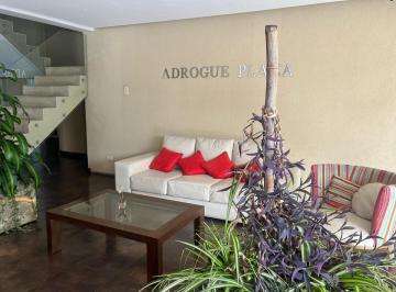 Departamento de 3 ambientes, Almirante Brown · Alquiler Tres Ambientes en Adrogue