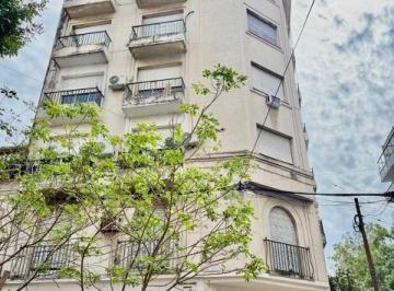 Departamento · 81m² · 3 Ambientes · Departamento en Venta de 2 Dorm. en Centro Rosario