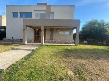 Casa de 5 ambientes, San Vicente · Casa en Venta Santa Rita Canning