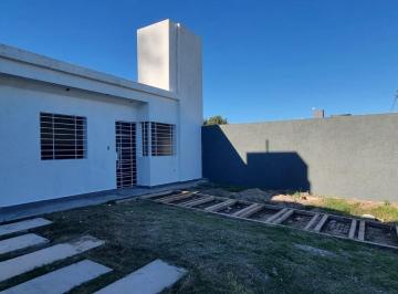 Casa · 75m² · 1 Ambiente · 1 Cochera · Vendo Casa en Portales del Tala Alta Gracia 2 Dorm.