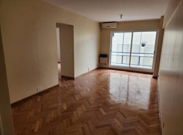 Departamento · 57m² · 3 Ambientes · 1 Cochera · Alquiler - Villa Crespo - Vera 900 Departamento de 3 Ambientes con Cochera