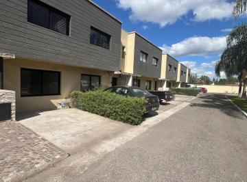 Departamento · 90m² · 4 Ambientes · 1 Cochera · Departamento 4 Ambientes en Alquiler en Ezeiza