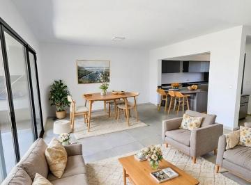 Casa · 170m² · 7 Ambientes · 2 Cocheras · Venta Duplex Manantiales