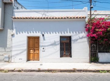 Casa · 67m² · 5 Ambientes · Casa Barrio Sur