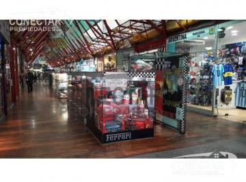 Local comercial · Florida 800 / Venta Local con Renta / Tipo Góndola - Dentro de Galería El Caminante