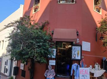 Casa de 9 ambientes, San Telmo · Casa 2 Plantas de 9 Ambientes + Local + Subsuelo San Telmo