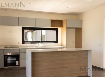 Casa · 208m² · 6 Ambientes · 2 Cocheras · Casa Venta a Estrenar en Chateau Pilar | Permuta Financiación | Mallmann Propiedades