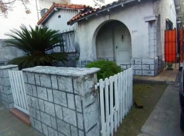 Casa · 623m² · 10 Ambientes · Venta en Block - 4 Casas Sobre Lote de Mas de 600 m² - Ideal Emprendimiento