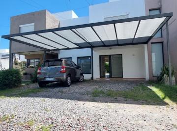 PH · 175m² · 4 Ambientes · 1 Cochera · Venta Housing Duplex Villa Belgrano 3 Dormt. C/pileta
