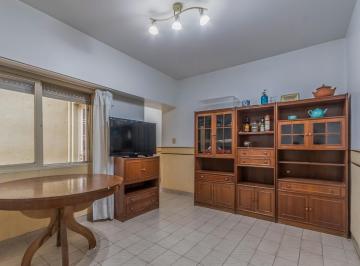 PH · 61m² · 3 Ambientes · PH a La Venta de 3 Ambientes en Santos Lugares con Patio Cubierto, Terraza y Quincho