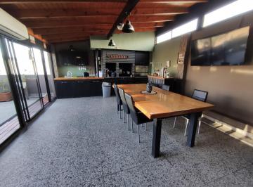 PH · 175m² · 6 Ambientes · Casa Super Equipada de 3 Habitaciones y 6 Ambientes