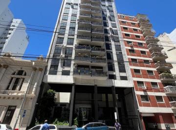 Departamento · 73m² · 4 Ambientes · 4 Ambientes Excelente - Avellaneda Centro