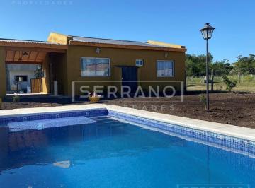 Casa · 80m² · 3 Ambientes · 2 Cocheras · Venta Casa 2 Dorm. en Capilla del Señor. Barrio Las Lomadas. a Estrenar.
