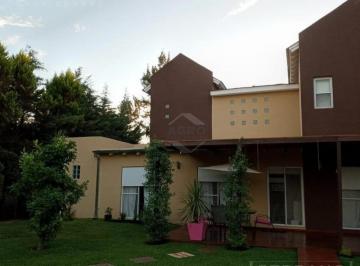 Casa · 170m² · 3 Ambientes · 2 Cocheras · Venta. Casa 3 Amb. Apta Credito Hipotecario. Parque Sakura. Exaltacion de La Cruz