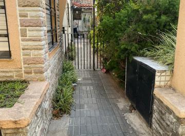 Casa de 3 ambientes, Almirante Brown · Departamento Tipo Casa en Venta
