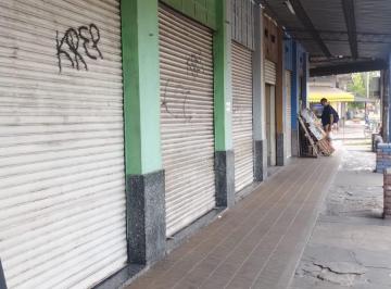 Local comercial , Merlo · Galeria con Locales y con Vivienda a La Venta - Merlo