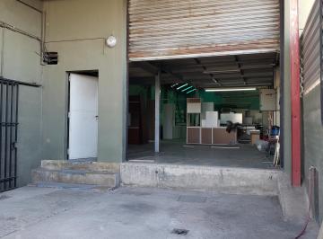 Bodega-Galpón , Córdoba · Vendo Galpón 1200 m², Oficinas y Local Comercial B° San Vicente