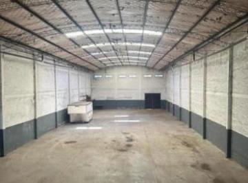 Depósito · 600m² · 7 Ambientes · Depósito en Venta - Oficinas - 740 m² - La Reja