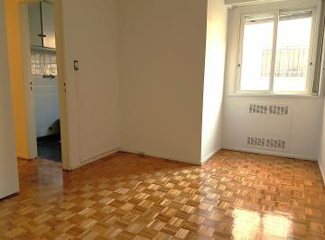 Departamento de 2 ambientes, Centro / Microcentro · 2 Ambientes en El Centro Apto Crédito!