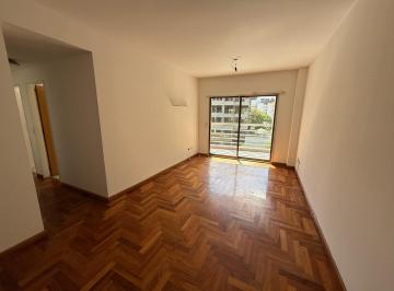 Departamento de 3 ambientes, Caballito · Hermoso Departamento 3 Ambientes Al Frente con Balcón