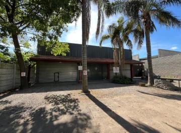Local comercial · 100m² · 1 Cochera · Local en Alquiler