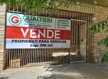 Casa · 300m² · Terreno en Venta