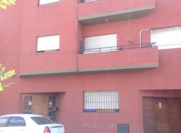 Departamento de 2 ambientes, Tres de Febrero · Bonito Departamento 2 Amb. C/ Balcon a m. de La Estacion Lourdes