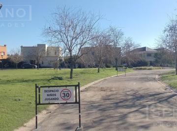 Terreno · 802m² · Venta Lote Al Agua en El Canton, Puertos, Escobar