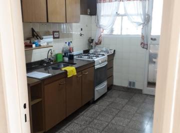 Departamento · 38m² · 2 Ambientes · Alquiler por 1 (Un) Año. Departamento de 2 Ambientes con Balcón Francés
