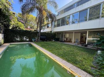 Casa · 300m² · 5 Ambientes · 1 Cochera · Moderna - de Revista!
