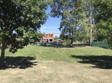 Terreno · 775m² · Lote en Venta. Cercano Al Sector Deportivo. Area 2. Barrio San Matias. Escobar
