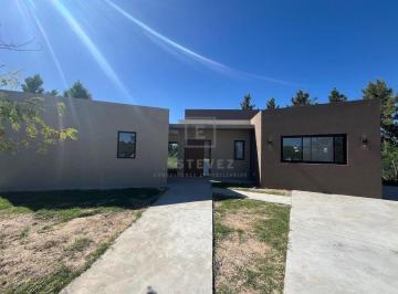 Casa · 183m² · 5 Ambientes · 2 Cocheras · Casa en Venta con Pileta, 3 Dorm. y Escritorio. Barrio Cerrado San Matias, Escobar