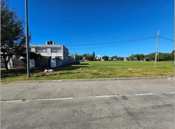 Terreno · 817m² · Terreno de 817 m² Totalmente Libre en Alquiler. Frente a Puente Rosario Victoria