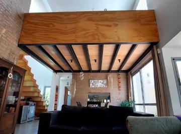 Casa de 12 ambientes, Villa Allende · Inmonegocios Vende Casa 3 Dorm San Isidro