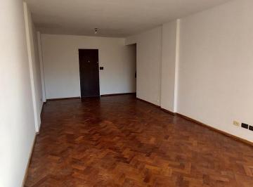Departamento · 120m² · 4 Ambientes · 1 Cochera · Departamento, Tres Dorm., Abasto, Amplio, Opción Cochera.