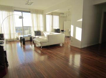 Departamento de 4 ambientes, San Isidro · Excelente 4 Amb - 2 Dorm/3 - 2 Baños - Toilette - Parrilla - Cochera